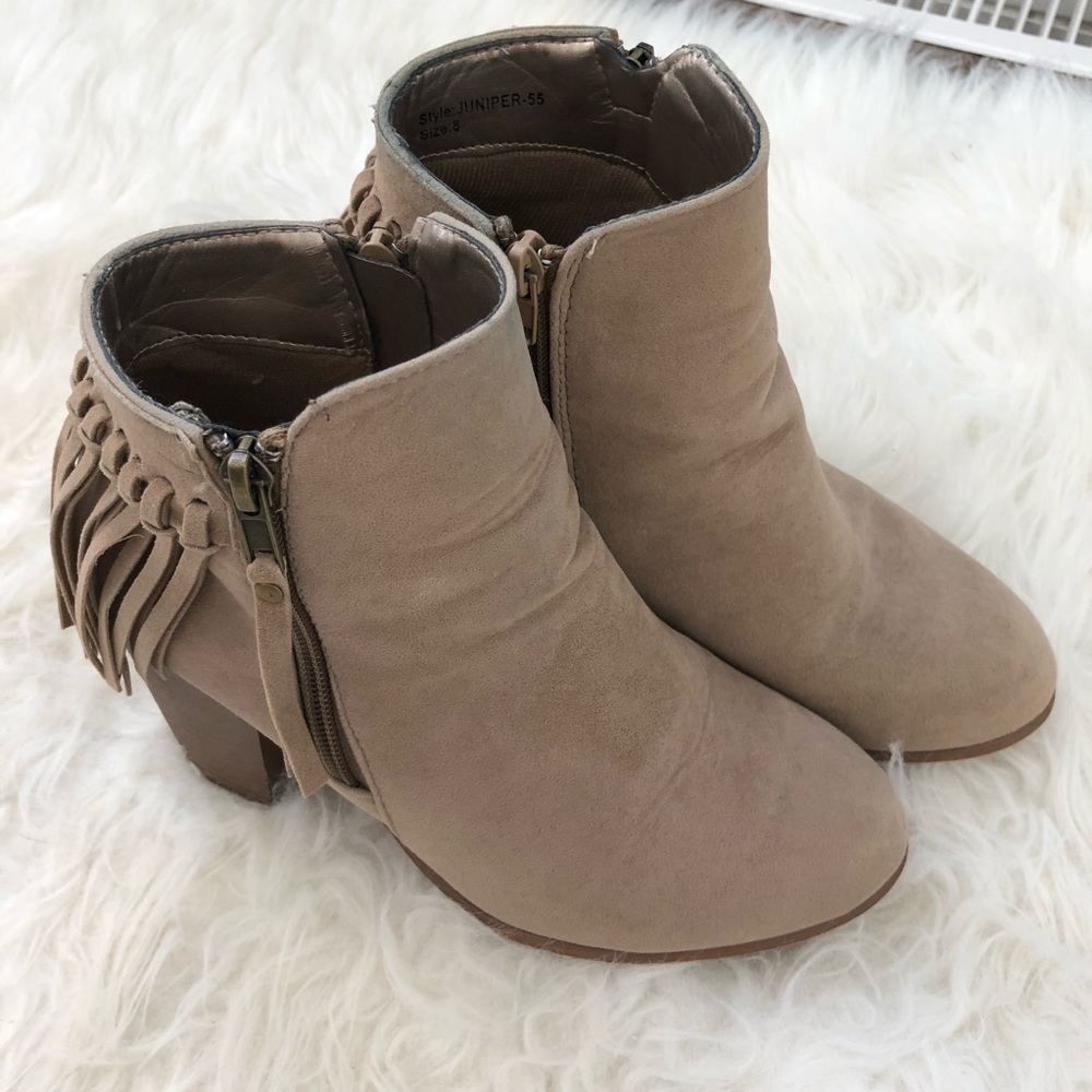 Heeled Booties - Picture 3 of 4